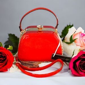 NEW BRIGHT SHINY RED HAND BAG WITH CROSSBODY CHAIN LARGE STONE BLING DECORATION